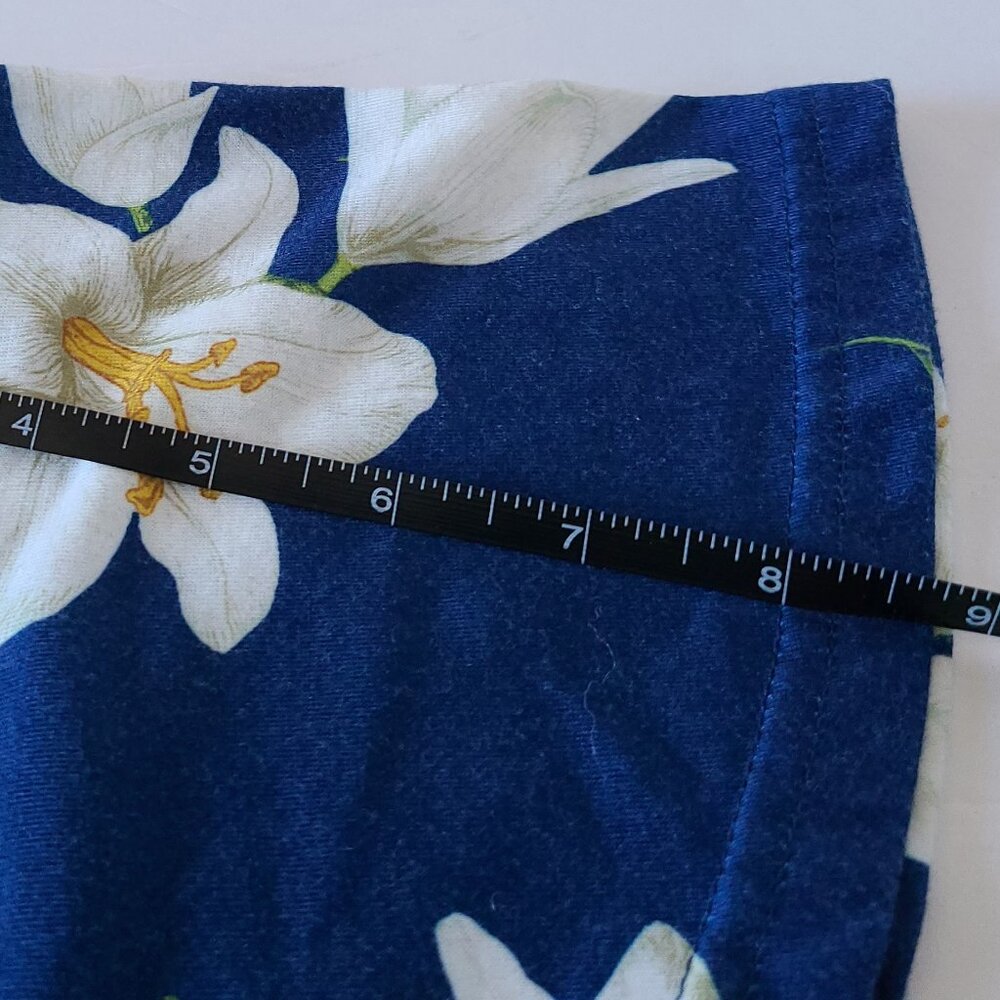 PINUP FASHION FLORAL V-NECK DRESS | BLUE & WHITE | SHORT SLEEVE | SZ 22W - Picture 6 of 14